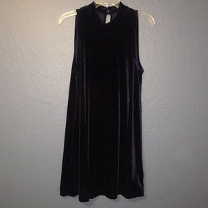 Blue velvet flowy dress